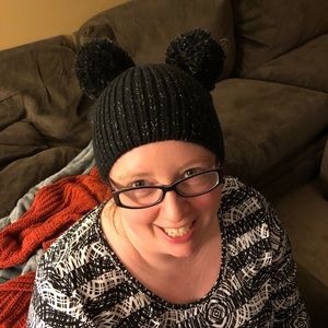 Meet your Posher, Crystal